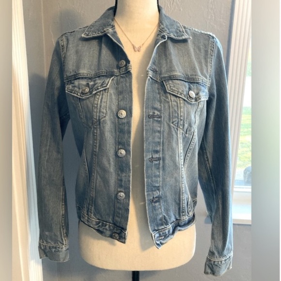 Washed Denim Jacket by H&M size 6 - Picture 1 of 8